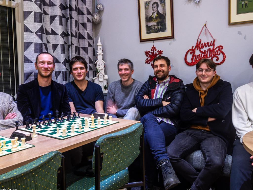 ល្បែងល្អបំផុតសម្រាប់បង្កើនជំនាញយុទ្ធសាស្ត្រ